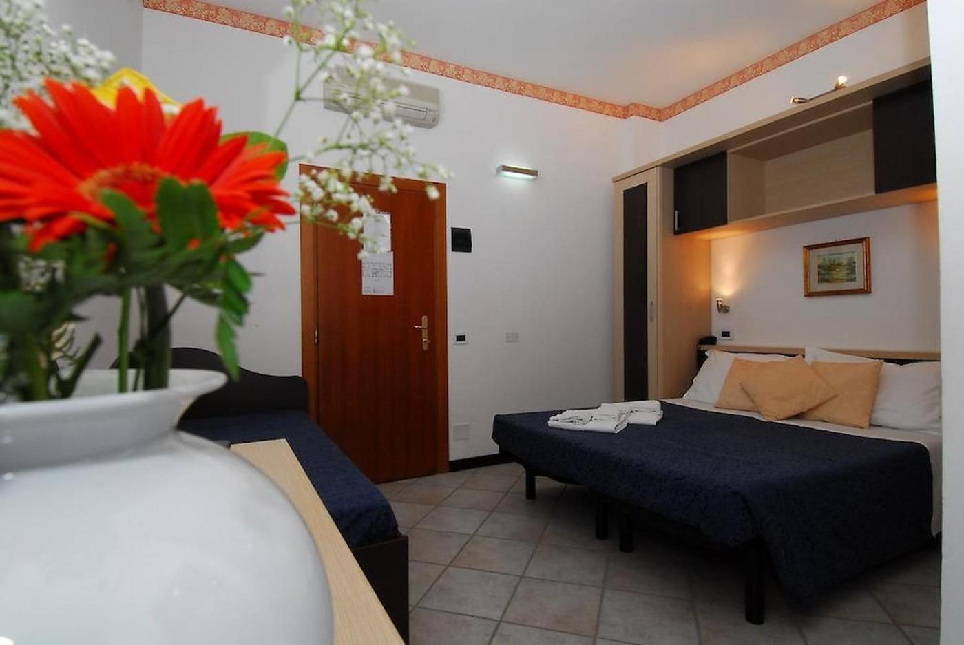 Hotel Ambasciata Cesenatico Luaran gambar
