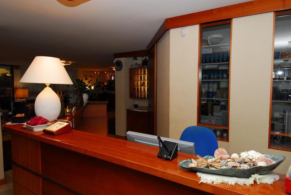 Hotel Ambasciata Cesenatico Luaran gambar